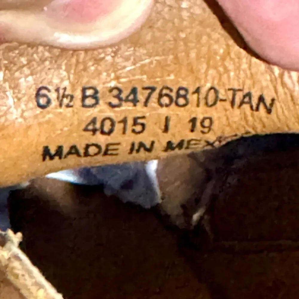 Frye very nice
